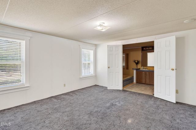 3226 Eldridge Road, Newton Grove, NC 28366
