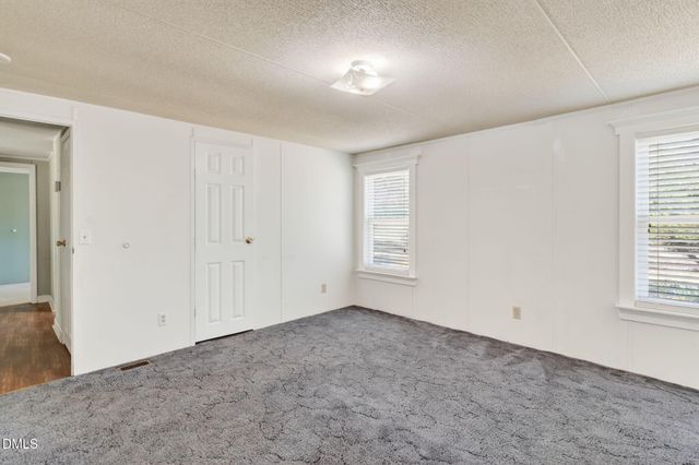 3226 Eldridge Road, Newton Grove, NC 28366