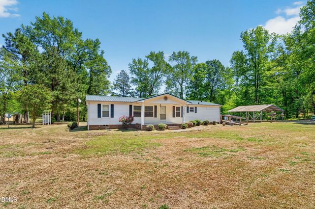 3226 Eldridge Road, Newton Grove, NC 28366