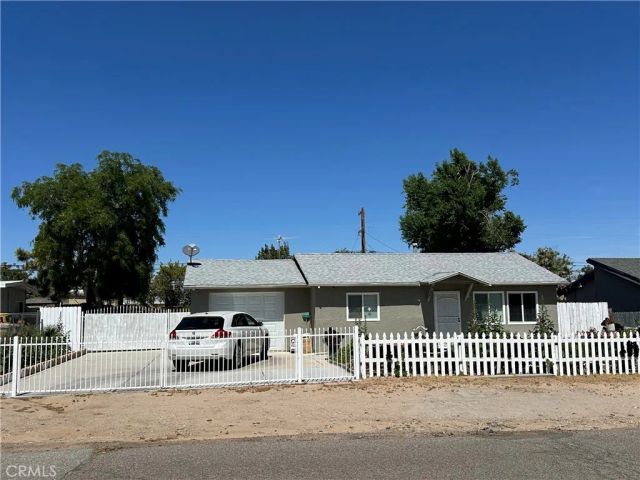 16116 Cajon, Hesperia, CA 92345