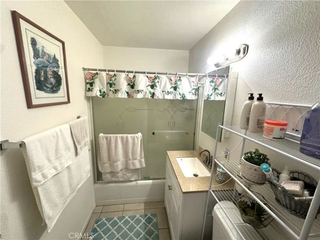 16116 Cajon, Hesperia, CA 92345