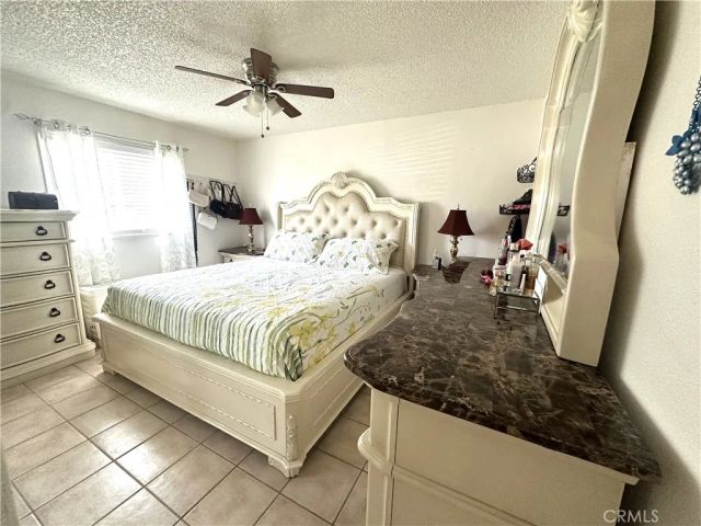 16116 Cajon, Hesperia, CA 92345