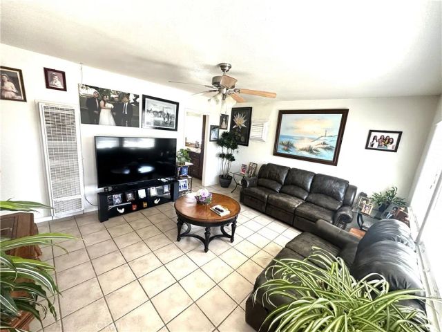 16116 Cajon, Hesperia, CA 92345