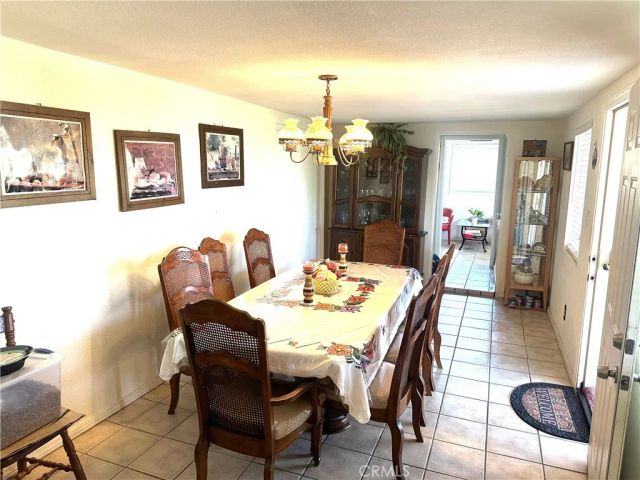 16116 Cajon, Hesperia, CA 92345