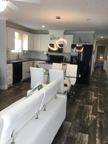 187 Cardinal Avenue, Fort Pierce, FL 34982