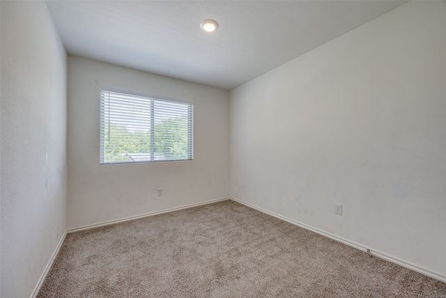 707 S 6th Street, Bonham, TX 75418
