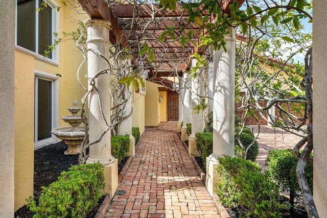6541 Timber Lane, Boca Raton, FL 33433