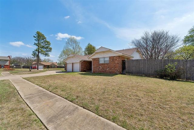 1924 Burnt Oak Street, Norman, OK 73071