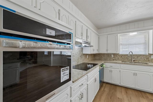 1924 Burnt Oak Street, Norman, OK 73071