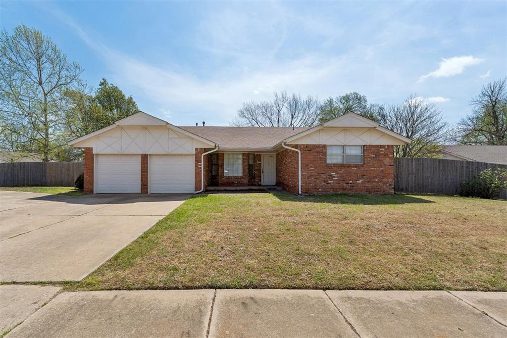 1924 Burnt Oak Street, Norman, OK 73071