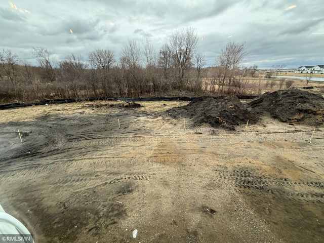 1642 Meadows Drive, East Bethel, MN 55011