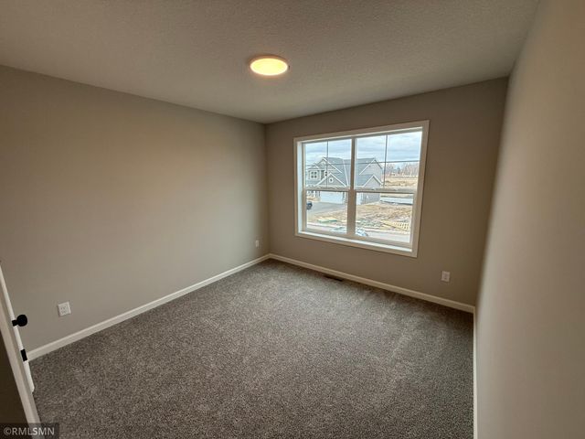 1642 Meadows Drive, East Bethel, MN 55011