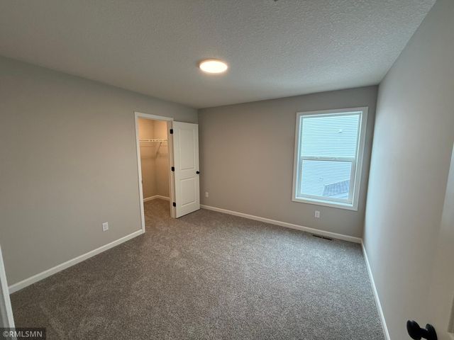 1642 Meadows Drive, East Bethel, MN 55011