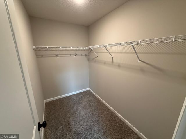 1642 Meadows Drive, East Bethel, MN 55011