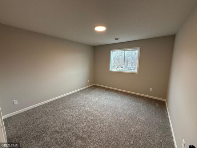 1642 Meadows Drive, East Bethel, MN 55011