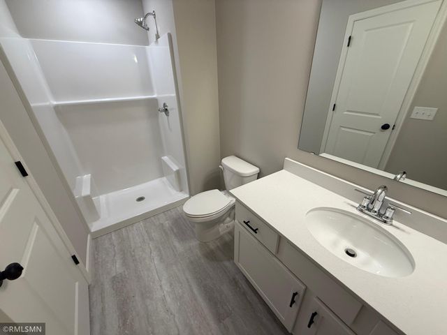 1642 Meadows Drive, East Bethel, MN 55011