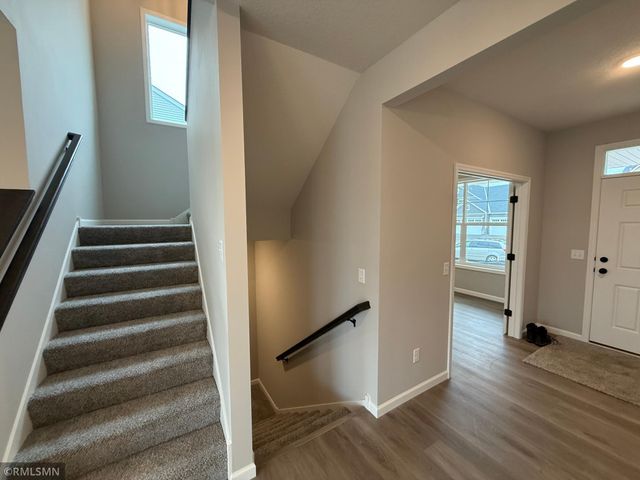 1642 Meadows Drive, East Bethel, MN 55011