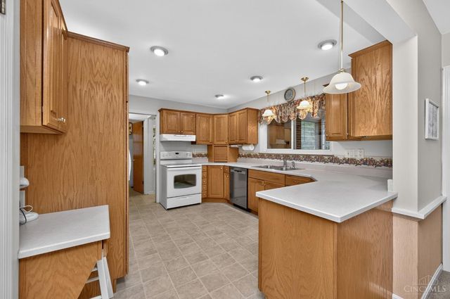 6206 Cambridge Avenue, Cincinnati, OH 45230