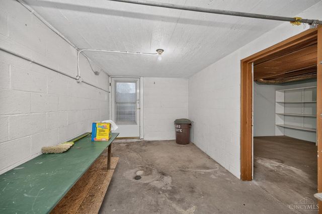 6206 Cambridge Avenue, Cincinnati, OH 45230