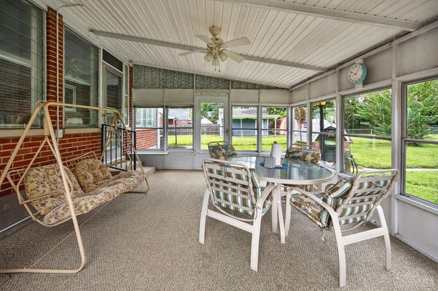 6206 Cambridge Avenue, Cincinnati, OH 45230