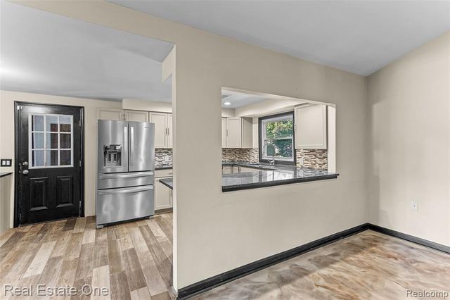 32144 Warren Road, Westland, MI 48185