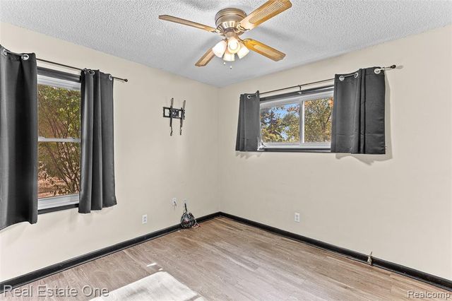 32144 Warren Road, Westland, MI 48185