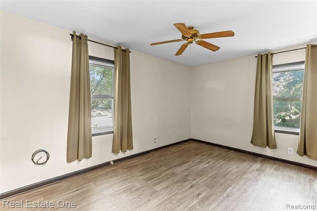 32144 Warren Road, Westland, MI 48185