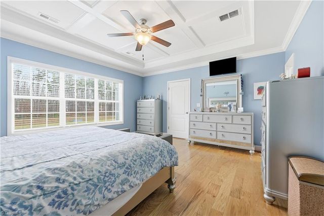 5770 Highland Grove Drive, Summerfield, NC 27358