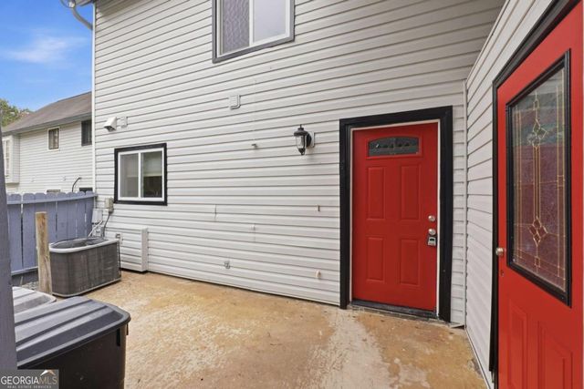 538 Country Greens Drive, Jonesboro, GA 30238