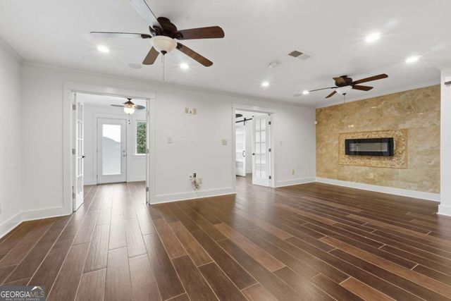 538 Country Greens Drive, Jonesboro, GA 30238