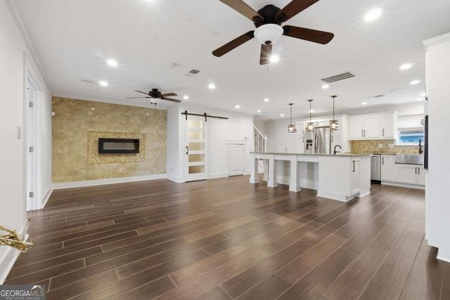 538 Country Greens Drive, Jonesboro, GA 30238