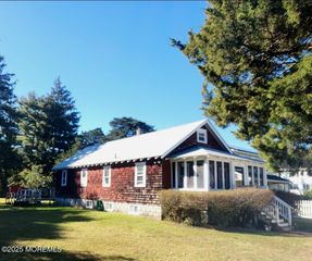 124 Marshall Avenue, Tuckerton, NJ 08087