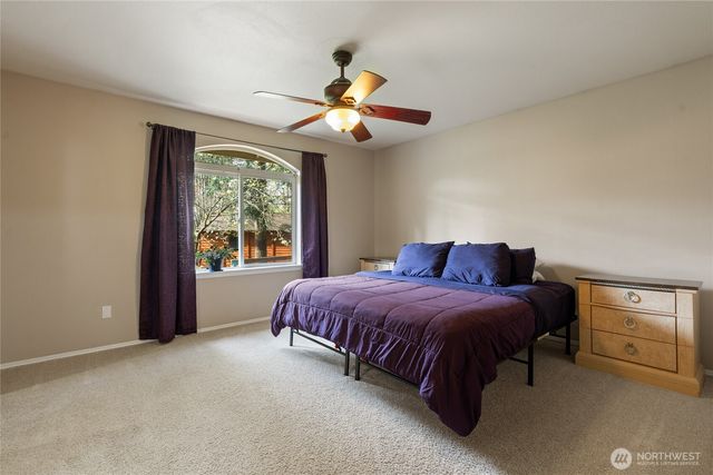 22433 Vale Court SE, Yelm, WA 98597