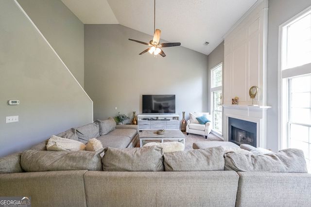 1050 DUNEDIN Trail, Woodstock, GA 30188
