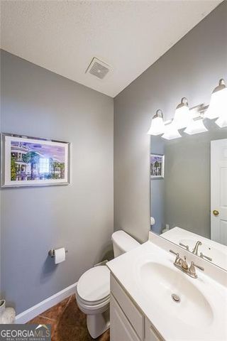 1050 DUNEDIN Trail, Woodstock, GA 30188