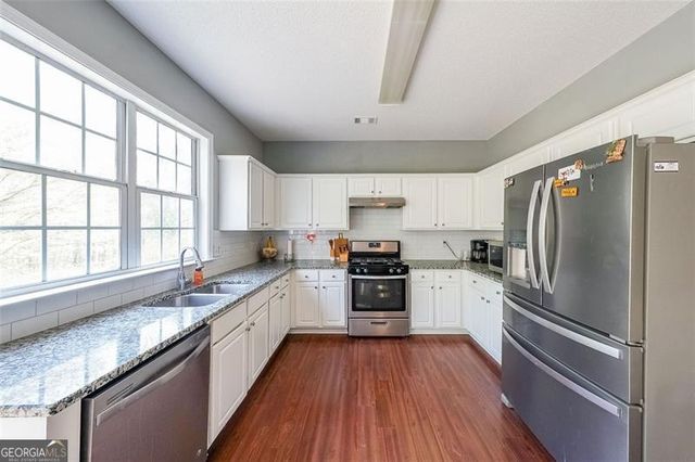 1050 DUNEDIN Trail, Woodstock, GA 30188