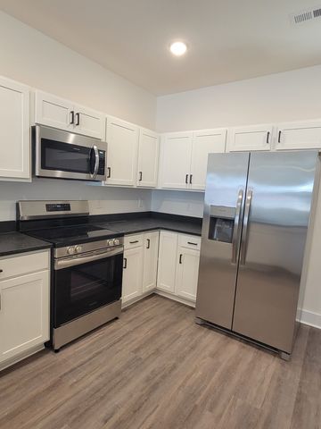 312 Front Ridge Circle, Clarksville, TN 37040