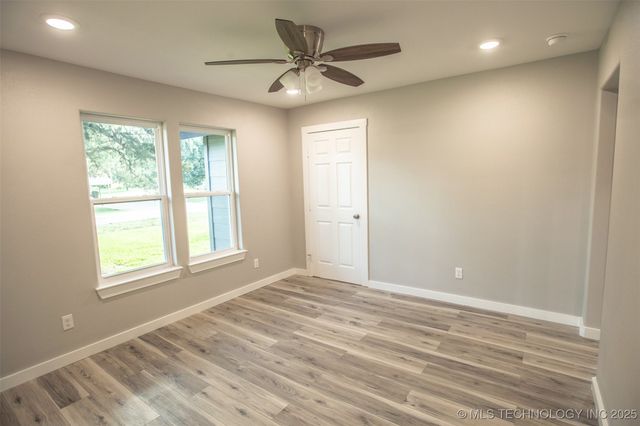 513 W Main Street, Calera, OK 74730