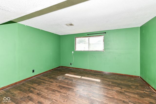 4921 Candy Spots Drive, Indianapolis, IN 46237