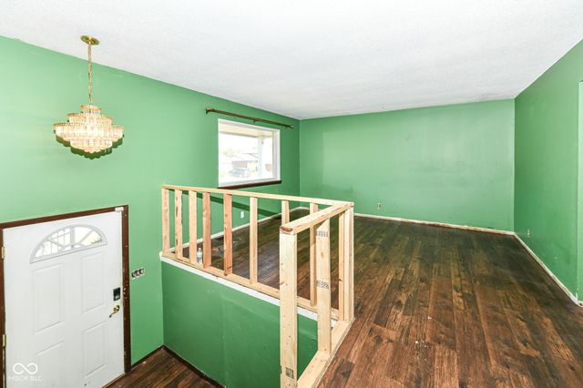 4921 Candy Spots Drive, Indianapolis, IN 46237