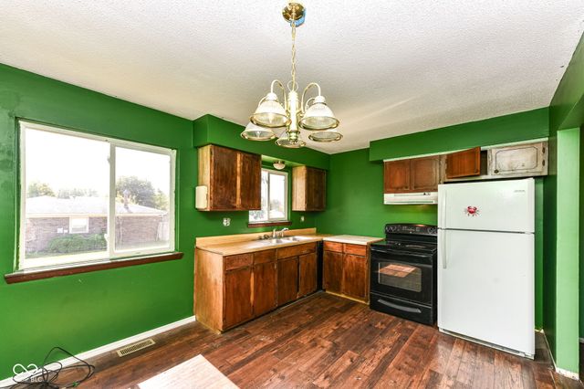 4921 Candy Spots Drive, Indianapolis, IN 46237