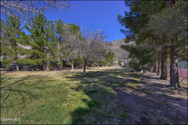 4800 N Stanton Street 185, El Paso, TX 79902