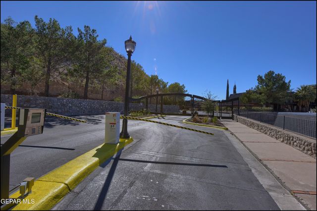 4800 N Stanton Street 185, El Paso, TX 79902