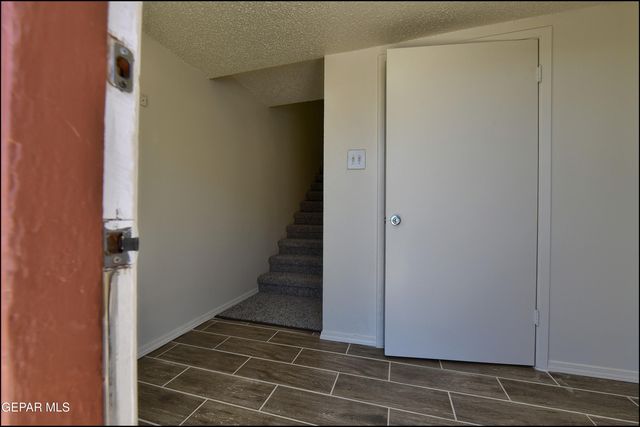 4800 N Stanton Street 185, El Paso, TX 79902