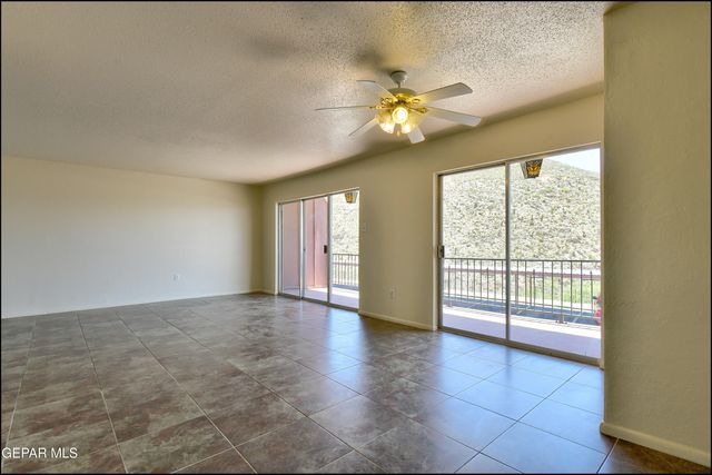 4800 N Stanton Street 185, El Paso, TX 79902