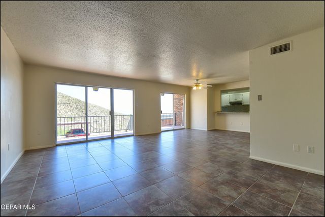 4800 N Stanton Street 185, El Paso, TX 79902