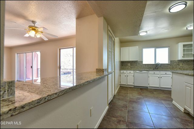 4800 N Stanton Street 185, El Paso, TX 79902