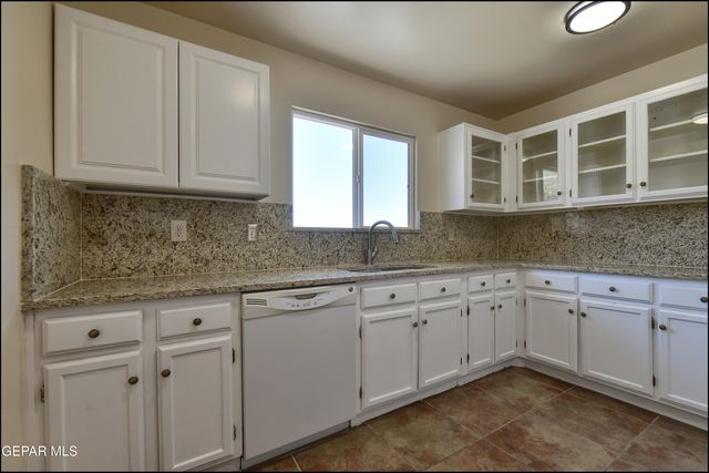 4800 N Stanton Street 185, El Paso, TX 79902