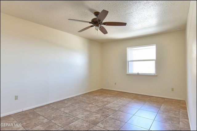 4800 N Stanton Street 185, El Paso, TX 79902