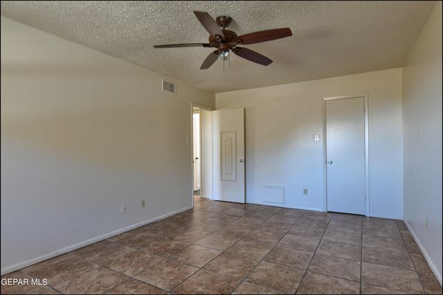 4800 N Stanton Street 185, El Paso, TX 79902